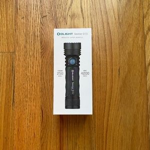 Olight Seeker 3 Flashlight